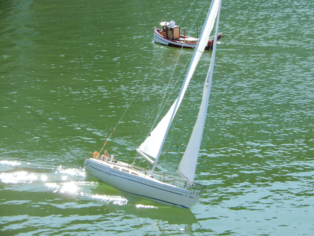 Modelismo naval en el lago de A Malata